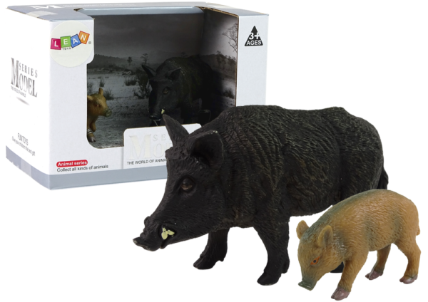 Set of 2 figurines Wild boar with young  Forest Animals series