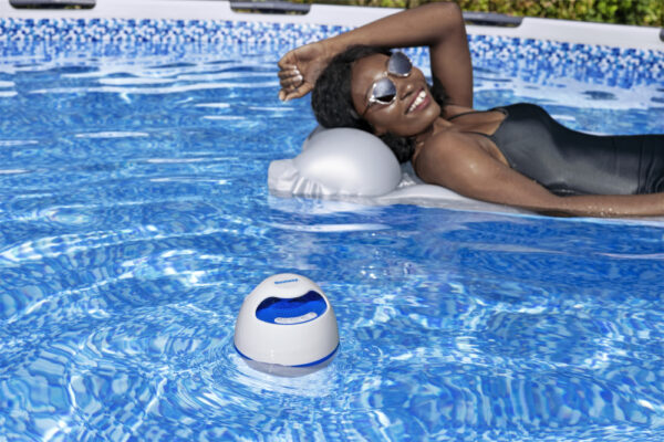 Floating Bluetooth LED Speaker Bestway 58700 - Image 5