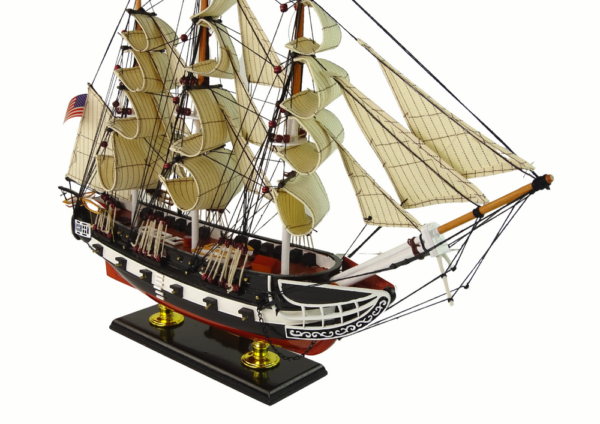 Collector's Model Ship USS Constitution XXL - Image 2