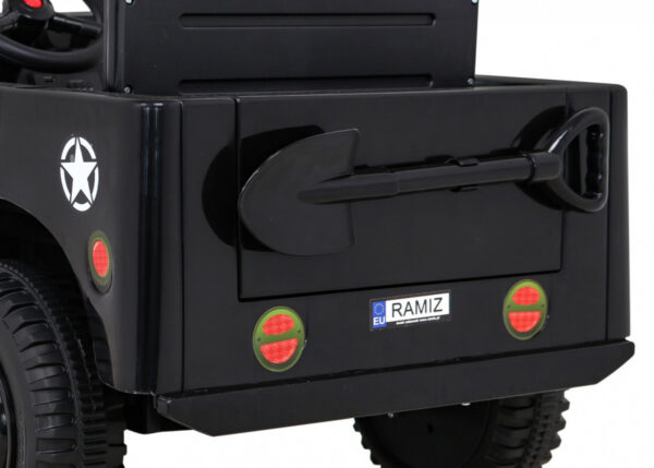 Auto na akumulator Retro Military 4x4 - crni - Slika 13