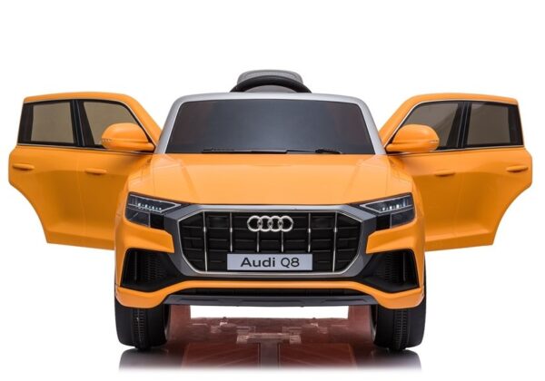 Licencirani auto na akumulator Audi Q8 - žuti - Image 9