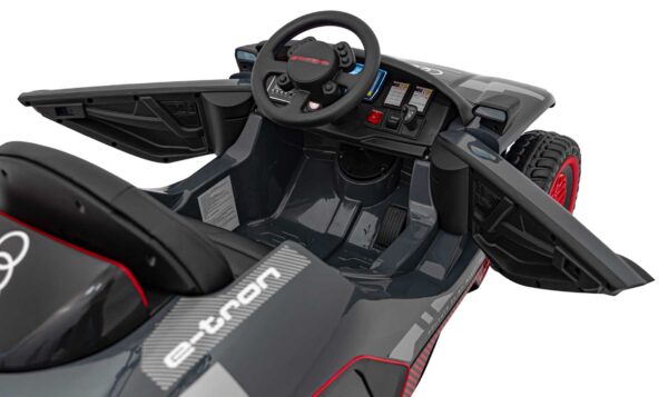 Licencirani auto na akumulator Audi RSQ E-TRON - sivi - Image 21