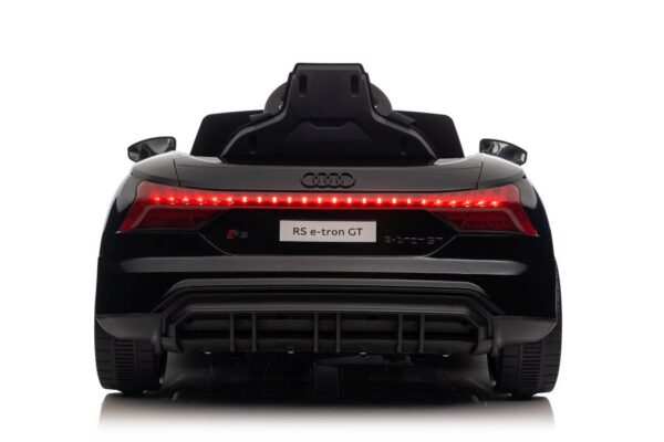 Licencirani auto na akumulator Audi E-Tron GT 4x4 - crni - Image 2