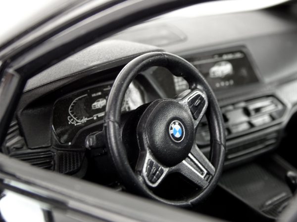 Licencirani auto na daljinsko upravljanje Bmw X6 M 1:14 Rastar - crni - Slika 5