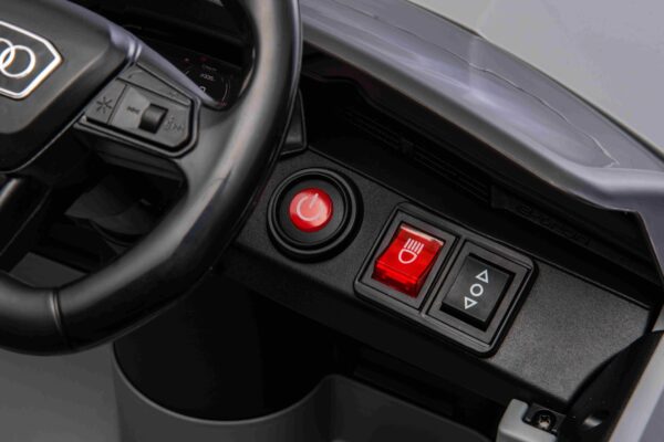 Licencirani auto na akumulator Audi SQ8 - sivi - Image 6