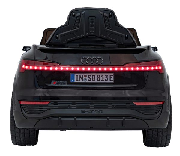 Licencirani auto na akumulator Audi SQ8 - crni - Image 15