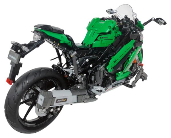 Sports Motorcycle Building Blocks Set Green 2304pcs. - Image 4