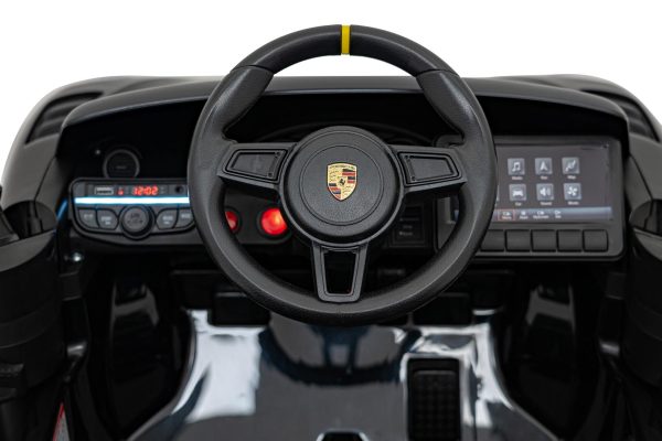 Porsche 718  vehicle Black - Image 9