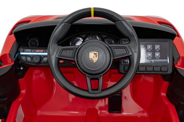 Porsche 718  vehicle Red - Image 8