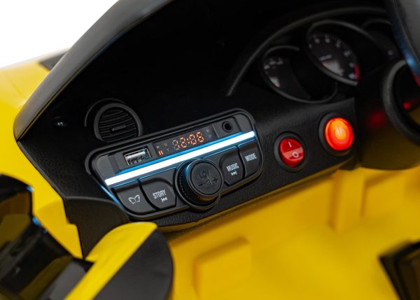 Porsche 718  vehicle Yellow - Image 18