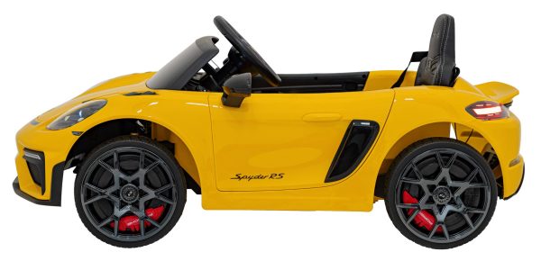 Porsche 718  vehicle Painting Yellow - Image 3