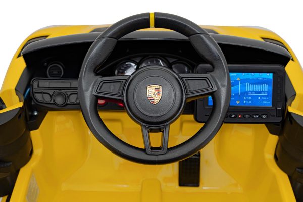 Porsche 718  vehicle Yellow MP4 - Image 7