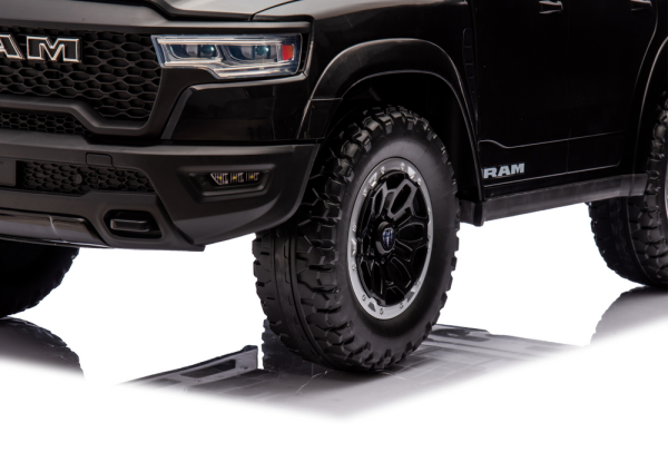 Licencirani auto na akumulator ZB618P Dodge Ram 4x4 - crni - Slika 10