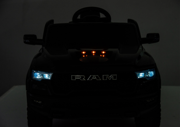 Licencirani auto na akumulator ZB618P Dodge Ram 4x4 - crni - Slika 17